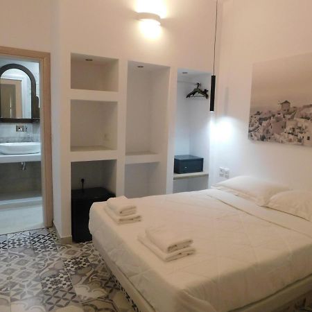 Fira Veronica Rooms Imerovigli (Santorini) Exterior photo