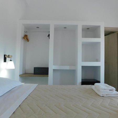 Fira Veronica Rooms Imerovigli (Santorini) Exterior photo