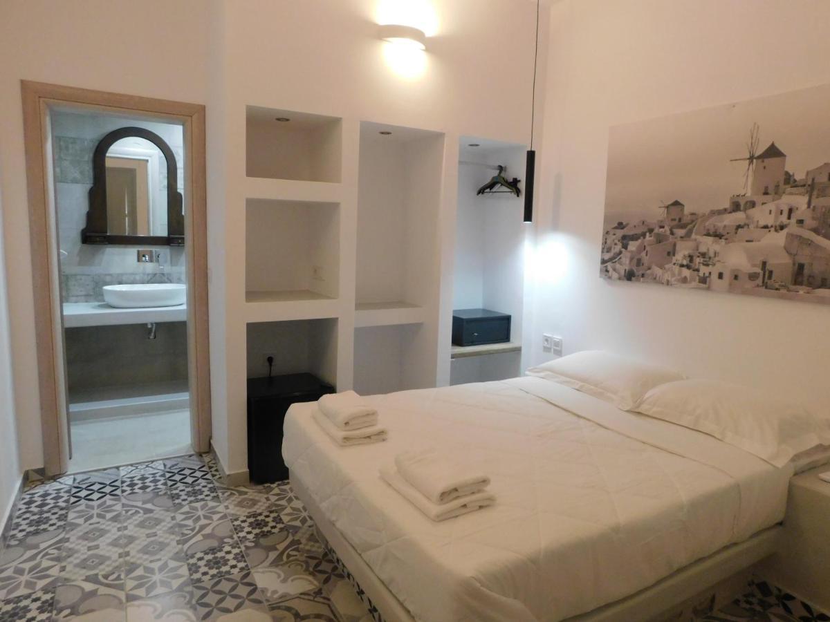 Fira Veronica Rooms Imerovigli (Santorini) Exterior photo